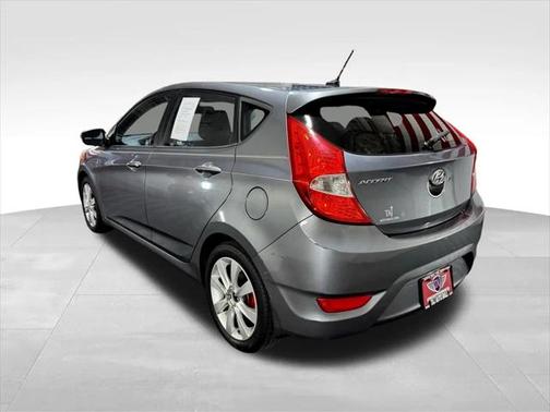 2013 Hyundai Accent SE