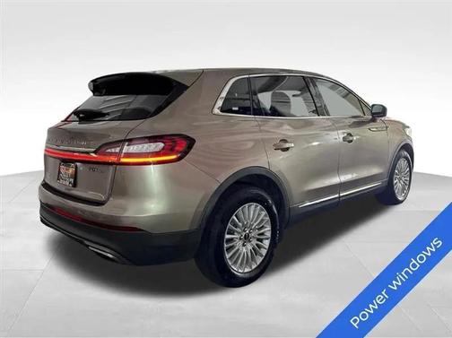 Mocha 2019 Lincoln Nautilus Standard