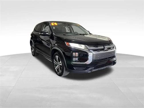 Labrador Black Pearl 2024 Mitsubishi Outlander Sport SE