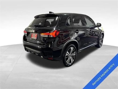 Labrador Black Pearl 2024 Mitsubishi Outlander Sport SE