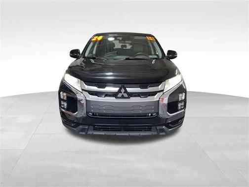 Labrador Black Pearl 2024 Mitsubishi Outlander Sport SE