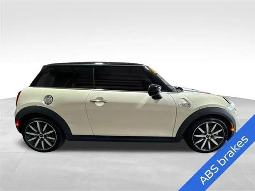 Pepper White 2020 MINI Hardtop Cooper S