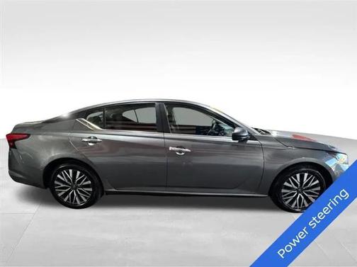 Gun Metallic 2024 Nissan Altima 2.5 SV