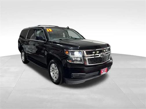 Black 2019 Chevrolet Suburban LT