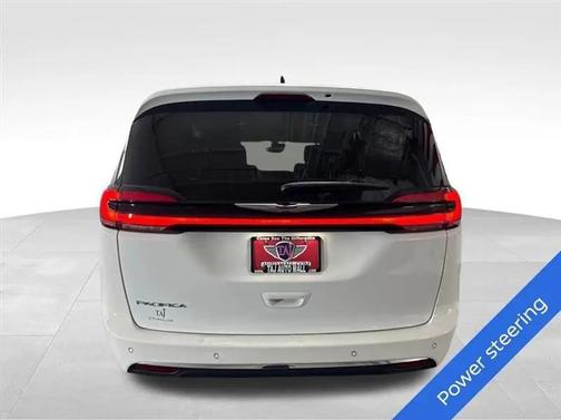 Bright White Clearcoat 2023 Chrysler Pacifica Touring L