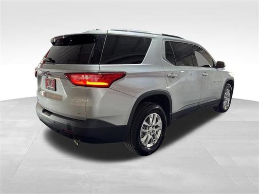 2018 Chevrolet Traverse LT Cloth