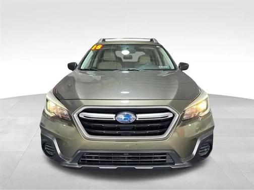 Green Metallic 2018 Subaru Outback 2.5i
