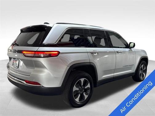 2023 Jeep Grand Cherokee 4xe Base