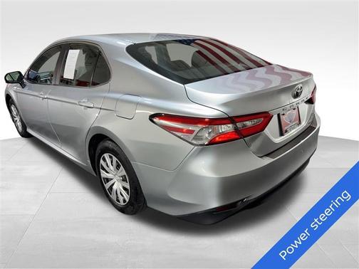 2018 Toyota Camry Hybrid LE