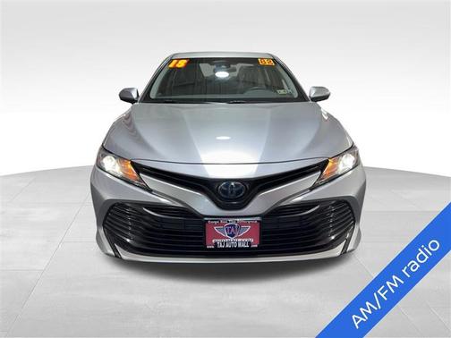 2018 Toyota Camry Hybrid LE