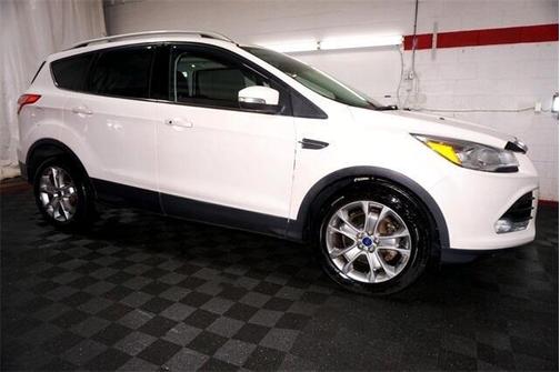 White Platinum Clearcoat Metallic 2016 Ford Escape Titanium