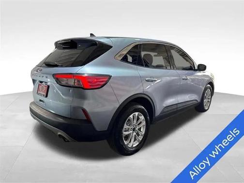 Iced Blue Silver Metallic 2022 Ford Escape SE