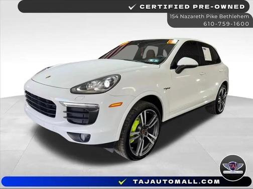White 2017 Porsche Cayenne Cayenne