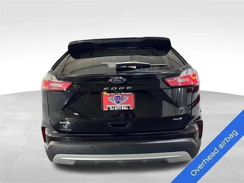 Black Metallic 2024 Ford Edge SEL