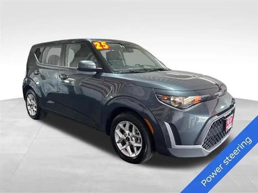 Gravity Gray 2025 Kia Soul LX
