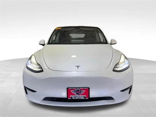 Pearl White Multi-Coat 2020 Tesla Model Y Long Range Dual Motor All-Wheel Drive