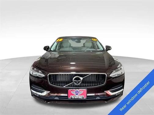 Brown Metallic 2018 Volvo S90 T6 Momentum