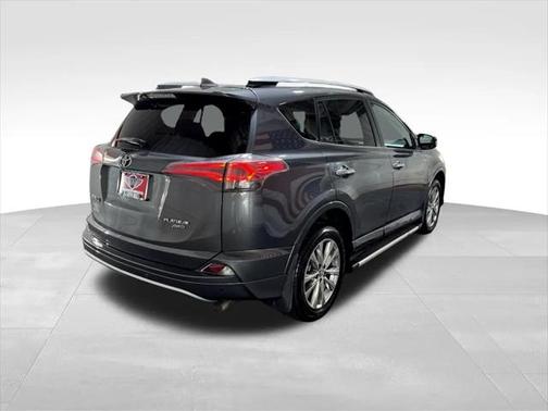 2017 Toyota RAV4 Platinum