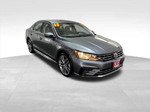 2017 Volkswagen Passat 1.8T R-Line w/Comfort