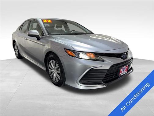 2022 Toyota Camry LE