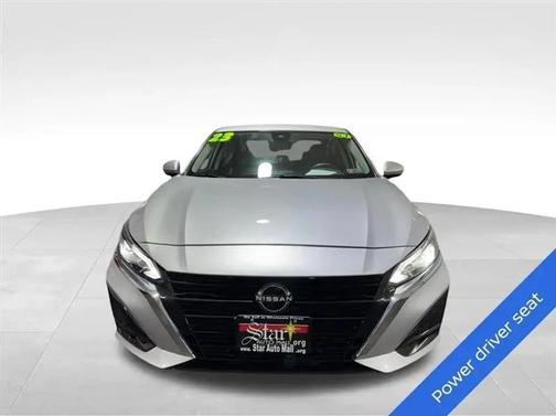 Brilliant Silver Metallic 2023 Nissan Altima 2.5 SV