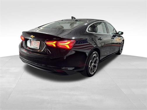 2022 Chevrolet Malibu FWD LT