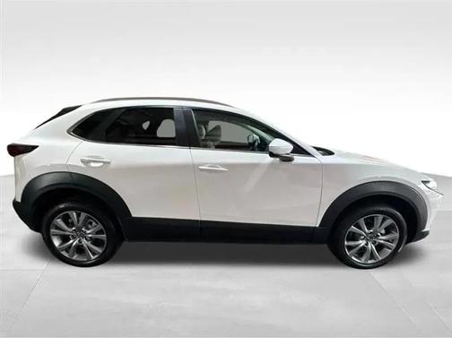 Snowflake White Pearl Mica 2022 Mazda CX-30 2.5 S Preferred Package