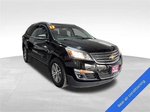 Black Metallic 2017 Chevrolet Traverse 1LT