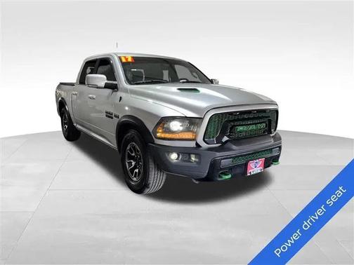 Bright Silver Metallic Clearcoat 2017 RAM 1500 Rebel