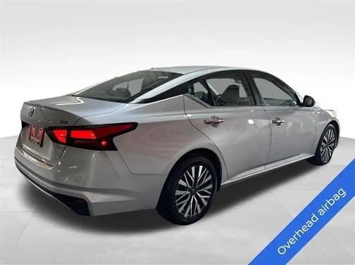 Brilliant Silver Metallic 2023 Nissan Altima 2.5 SV
