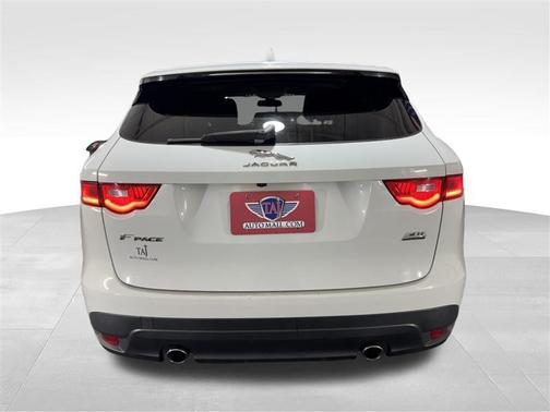 2018 Jaguar F-PACE 30t Premium