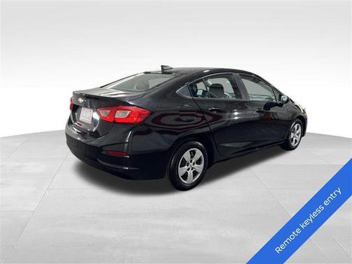 2017 Chevrolet Cruze LS