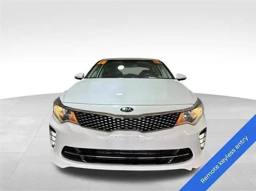 Snow White Pearl 2018 Kia Optima S