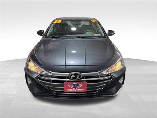 2020 Hyundai ELANTRA SE