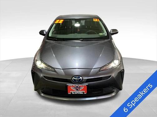 2022 Toyota Prius L