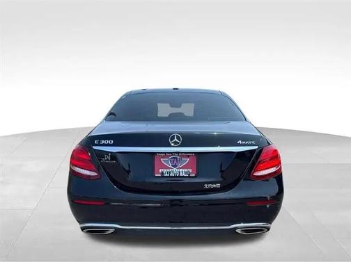 Black 2018 Mercedes-Benz E-Class 4MATIC