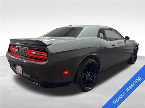 Destroyer Gray Clearcoat 2018 Dodge Challenger SXT