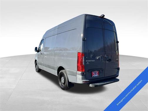 2022 Mercedes-Benz Sprinter 2500 Standard Roof