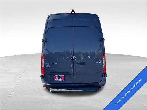 2022 Mercedes-Benz Sprinter 2500 Standard Roof