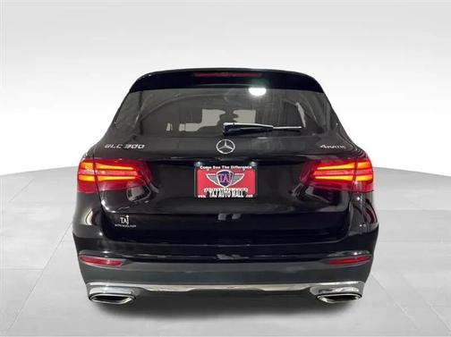 Black 2018 Mercedes-Benz GLC 300 4MATIC