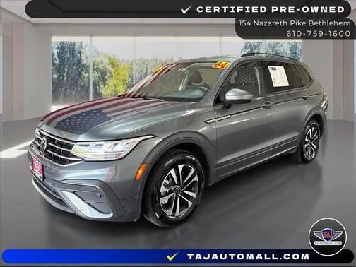 Platinum Gray Metallic 2024 Volkswagen Tiguan 2.0T SE