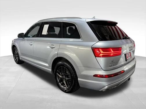 2019 Audi Q7 45 Premium Plus