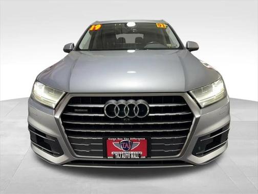 2019 Audi Q7 45 Premium Plus