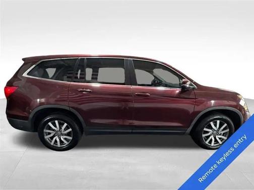 Maroon 2020 Honda Pilot AWD EX