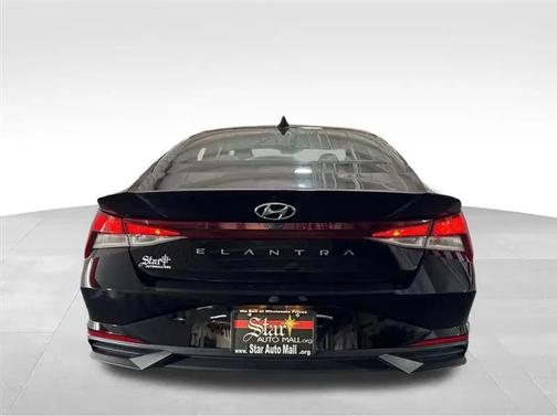 Phantom Black 2023 Hyundai ELANTRA SE