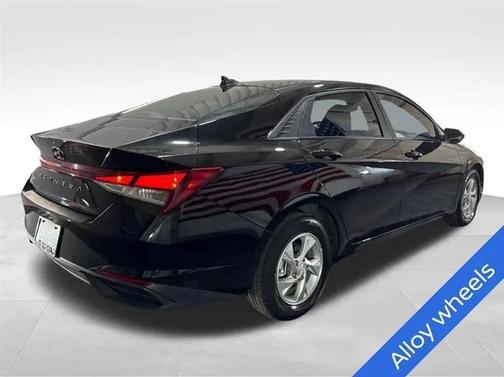 Phantom Black 2023 Hyundai ELANTRA SE