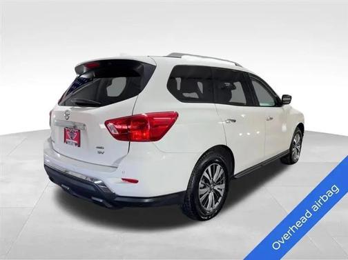 2019 Nissan Pathfinder SV