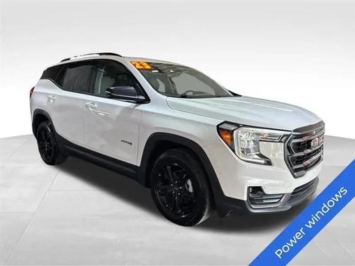 Summit White 2023 GMC Terrain AWD AT4