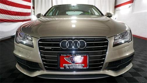 Photo 2 of 35 of 2012 Audi A7 3.0T quattro Premium