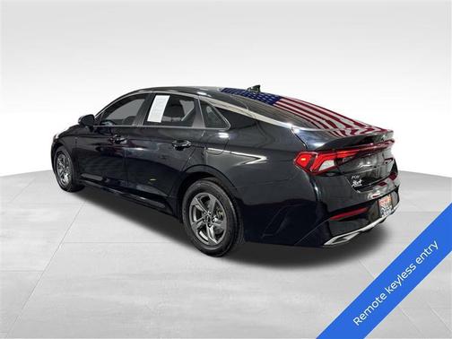 2021 Kia K5 LXS